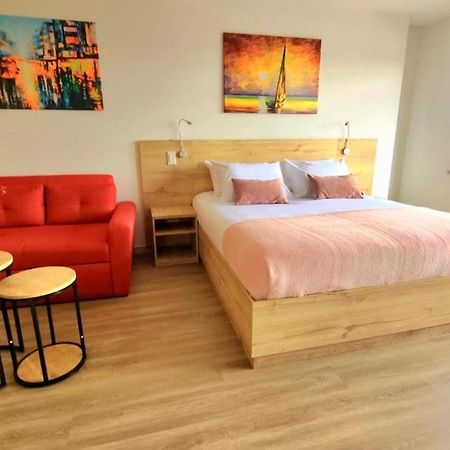 Toscana Loft - Apartasuites โบโกตา ภายนอก รูปภาพ