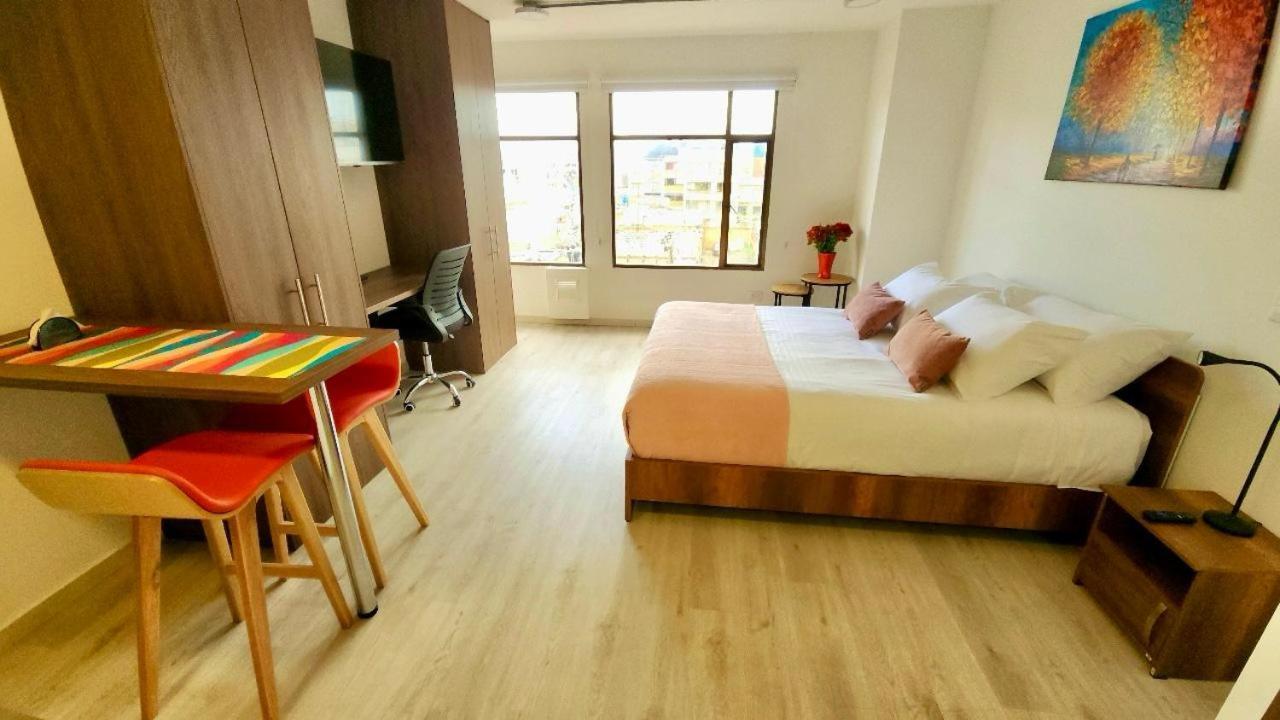 Toscana Loft - Apartasuites โบโกตา ภายนอก รูปภาพ