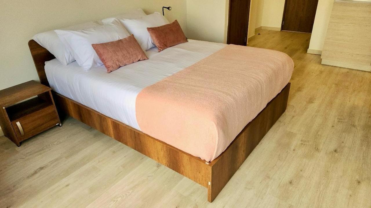 Toscana Loft - Apartasuites โบโกตา ภายนอก รูปภาพ